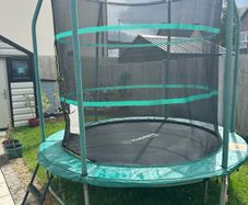 trampoline 8ft