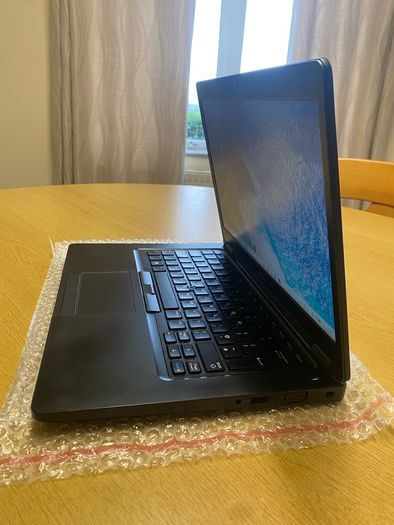 Dell Latitude 5490 i5 (256GB SSD / 8GB RAM) + FREE Brand New Dell Backpack Combo