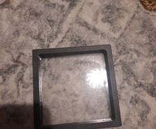 floating display frame