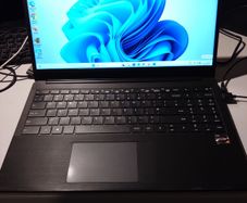 Avita Pura 15.6" Laptop + Lightweight + Portable