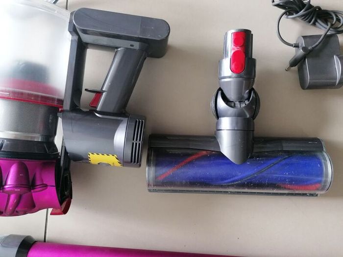 dyson v7 after full service done with fresh filter
