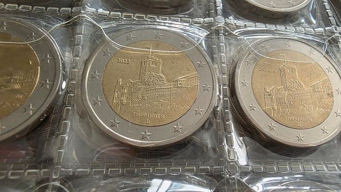 2 euro coin