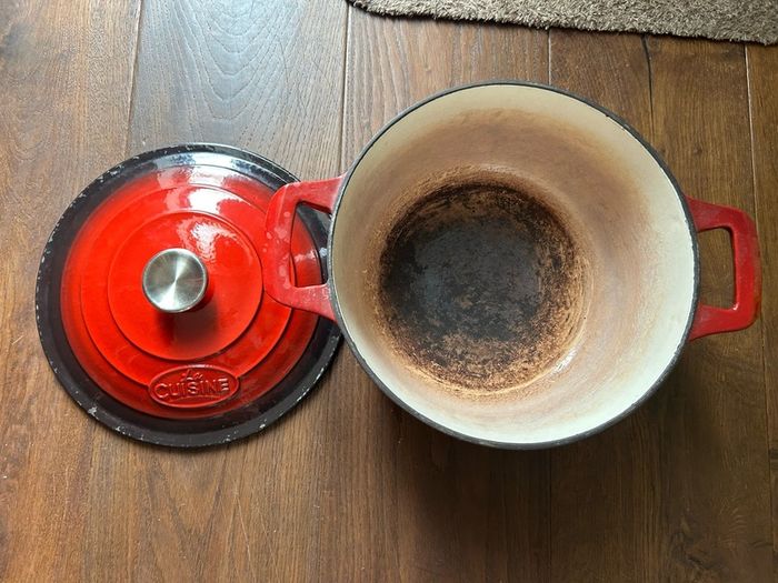 Cast Iron Round Casserole