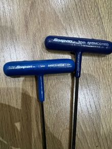 Snap on T-Shaped Metric Wrench