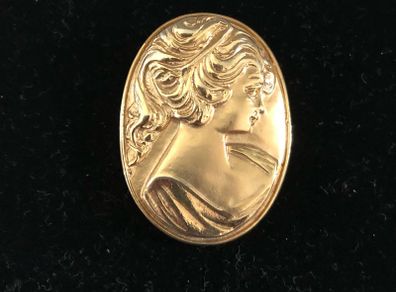 Brooch