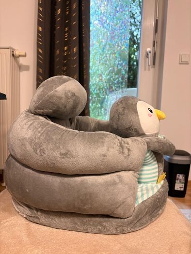 Baby sitting chair