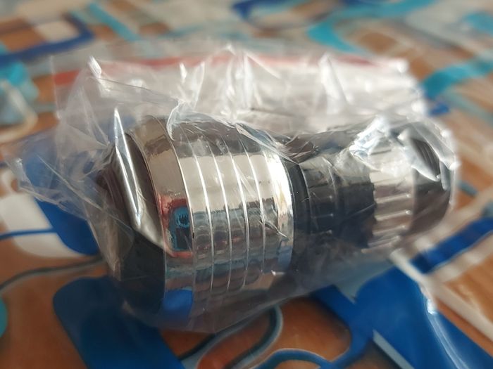 Nozzle Spout Water Tap Shower Head Faucet (new)