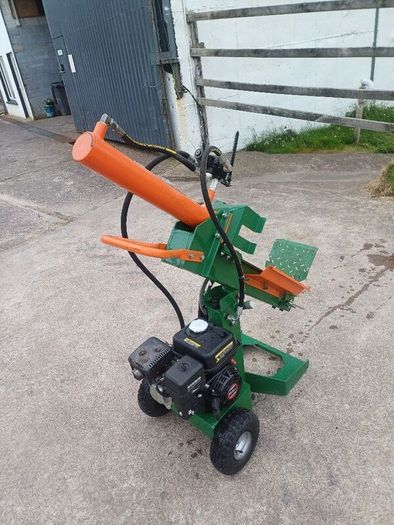 12 Ton Petrol Log Splitter