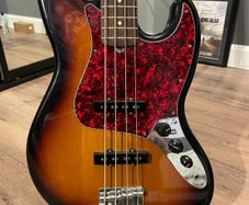 Mexican fender jazz bass