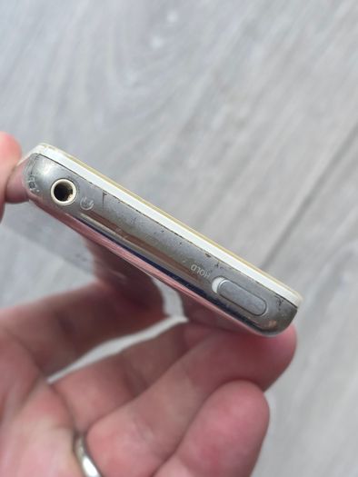 iPod 5th Gen Classic 30gb (Free Post)