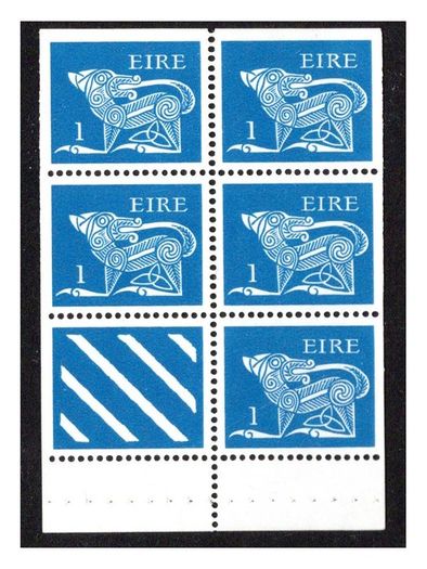 1975 Ireland 40p definitive Pink Stamp Booklet Mint Never Hinged (MNH). Hibernian HB20. Images of panes shown for illustration.