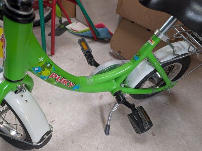 Puky 12 inch children bike green