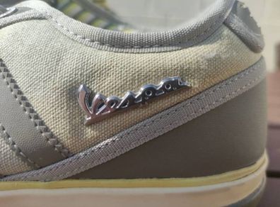 Adidas Vespa Mens Trainers UK 8.5