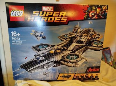 Lego 76042 The SHIELD Helicarrier