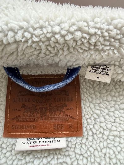Levis Premium Sherpa Jacket Size M