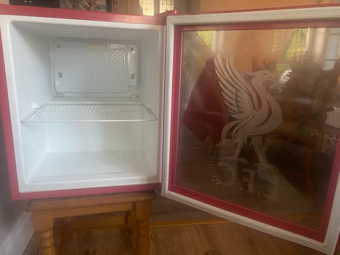 Vintage Husky 50L Liverpool FC Branded Mini Fridge