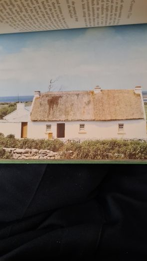 Ireland In Colour A Collection Of Forty Colour Photographs. With An Introduction Text & Notes On The Illustrations By W. R. Rodgers. 1963. Large Volume Hardback In Good Condition.