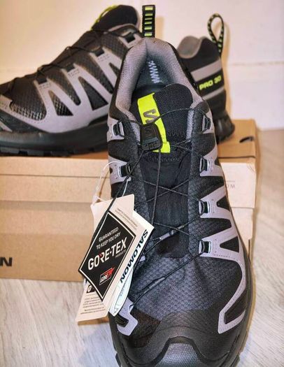 Salomon XA Pro 3D V9 GTX men trekking shoes New with tags UK 8.5 / EU 42-2/3