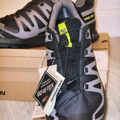 UK 8.5 / EU 42-2/3 Salomon XA Pro 3D V9 GTX men trekking shoes  New with tags