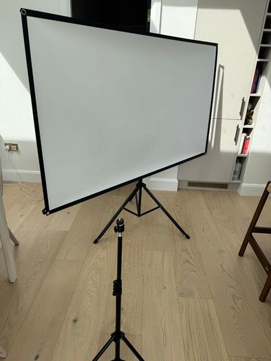 Complete Home Cinema Bundle - Projector + Screen