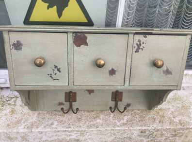 Wall mounted cabinet