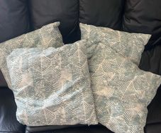 4 x white and duck egg blue cushions perfect condition
