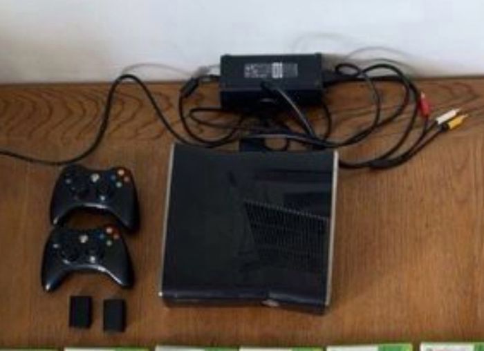xbox 360 + 2 controller wireless