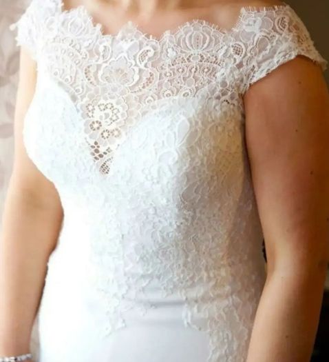 Fabulous Pronovias San Modena Wedding Dress