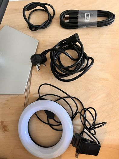 New Dell Computer Monitor - Barely Used