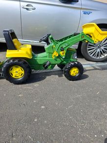 kids tractor