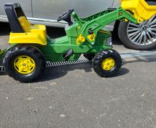 kids tractor