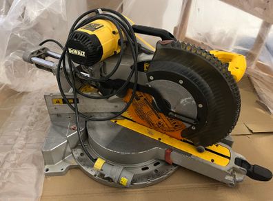 Mitre Saw DeWalt DWS780 (110v)