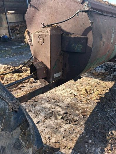 Dung spreader