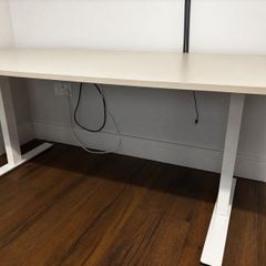 Ikea adjustable office desk