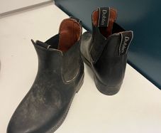 kids riding boots