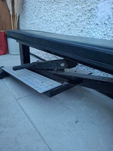 Commercial Gym Bench