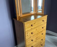 Chest of Drawers & Tri Fold Mirror