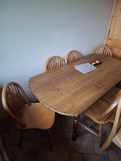 Kitchen teak table and chairs