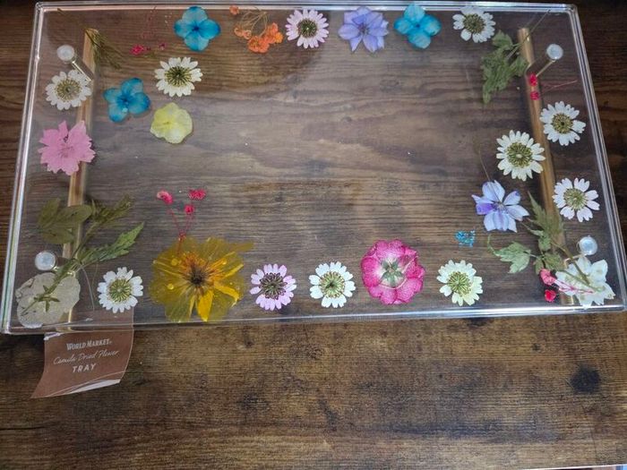 Botanical dried flower tray and tumbler