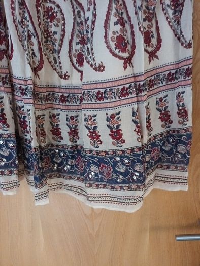 New Look Marie Paisley  Skirt. Size 16.    B.N.W.T