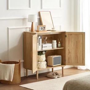 Cabinet, Rattan Storage Cabinet with 2 Magnetic Doors and Adjustable Shelves, Sideboard Buffet Cabinet for Hallway, Entryway, Living Room, or Kitchen, Natural