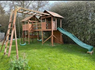 Climbing fort swing play centre