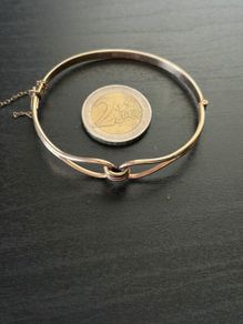 9k / ct Gold Bracelet / Bangle