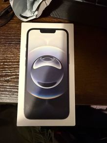 iPhone 16e