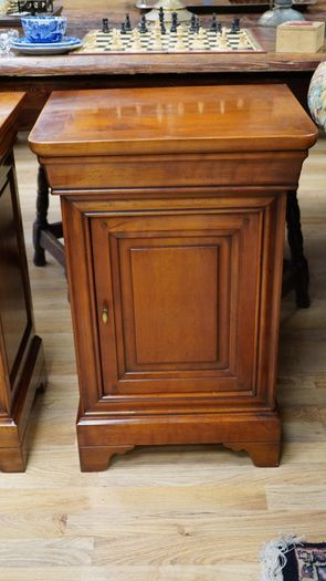 Pair of Cherry Wood Bedside Cabinets