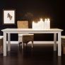 Elegant Dining table. Solid Mahogany. Perfect conditions. Image 4