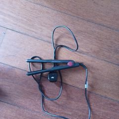 Hair straightener