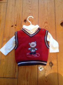 BNWT Sleeveless Jumper & Top Set Age 3-6 months