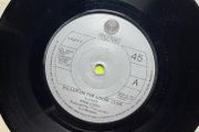 Thin Lizzy killer on the loose Irish release in nm condition