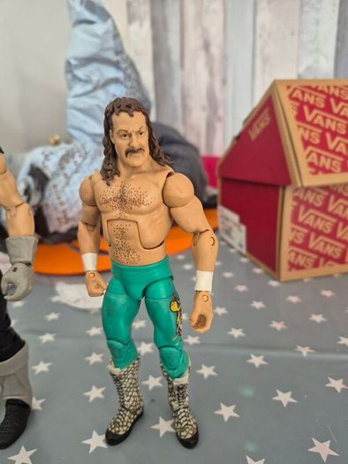 Wwe elite